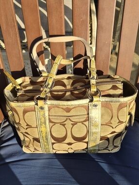 COACH 2005 Vintage GALLARY BAG -- Fair Condit. For PARTS or PLAY... 💥AS-IS💥